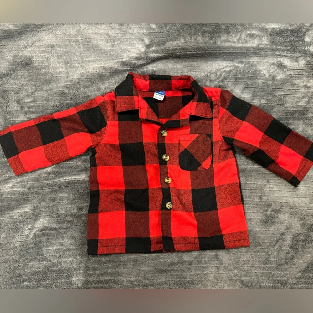 Old Navy 6-12M flannel pajama set